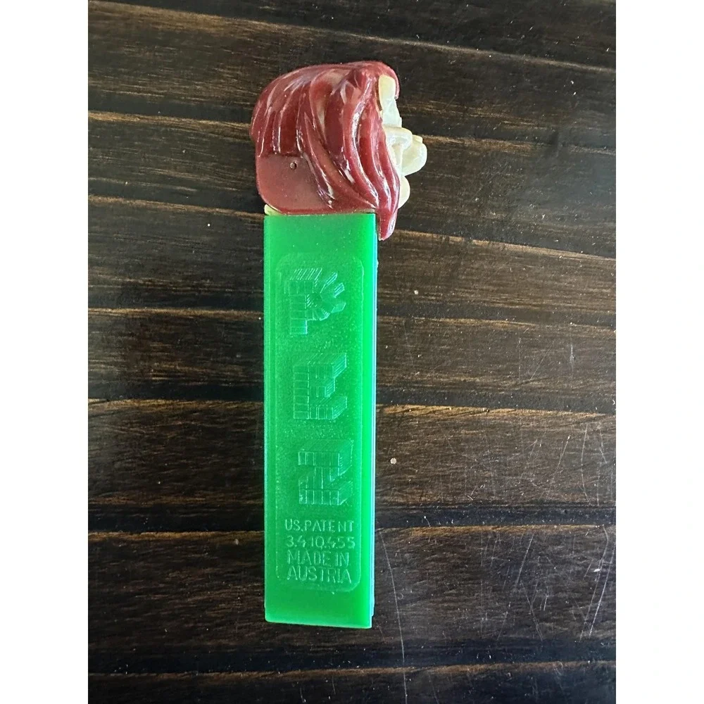 Vintage‎ Lil' Lion PEZ Dispenser Green Austria Collectible Candy Toy